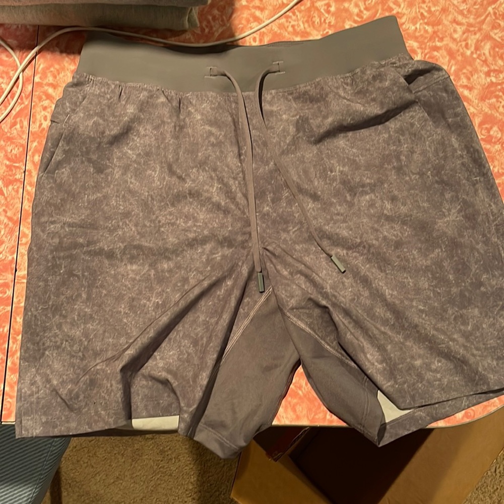 Men’s Lululemon T.H.E. Short Linerless 7”